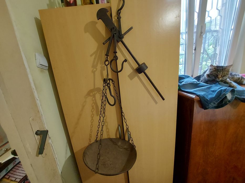 Часовници ръчни и будилници. И други неща