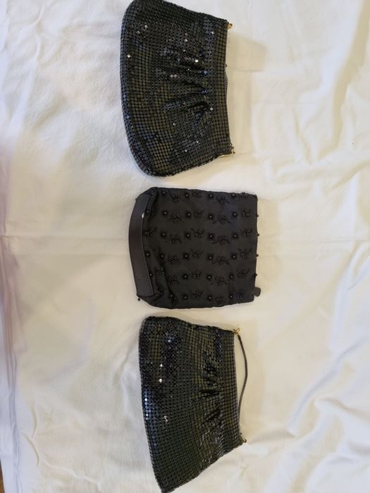 Продавам малки дамски черни вечерни чанти