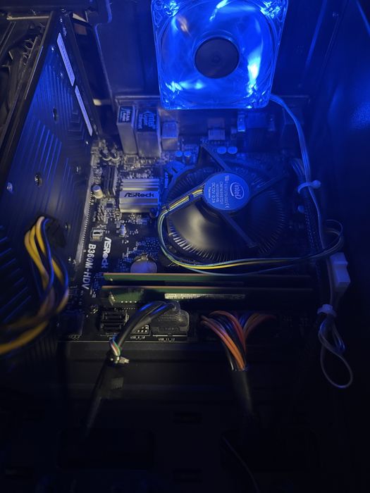 MSI GTX 1070 Quick Silver, процесор I59600kfдъноB360m