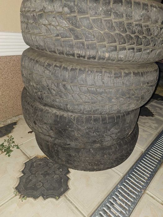 Cauciucuri 215 /75 R16 C