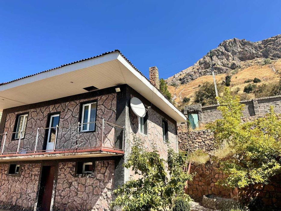 Чимган продаётся дача 8 соток