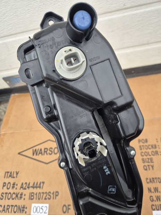 Lumini de Zi/Semnalizare Dreapta Toyota Yaris Cross. Volan stinga.