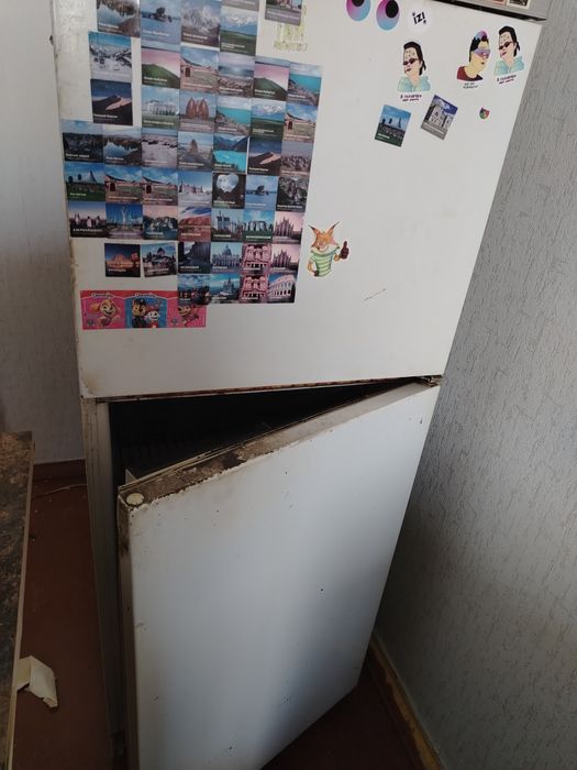 Продам холодильник