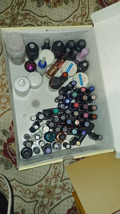 Продается маникюрный набор