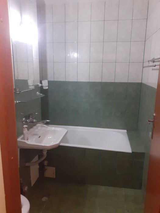 Garsonieră de închiriat