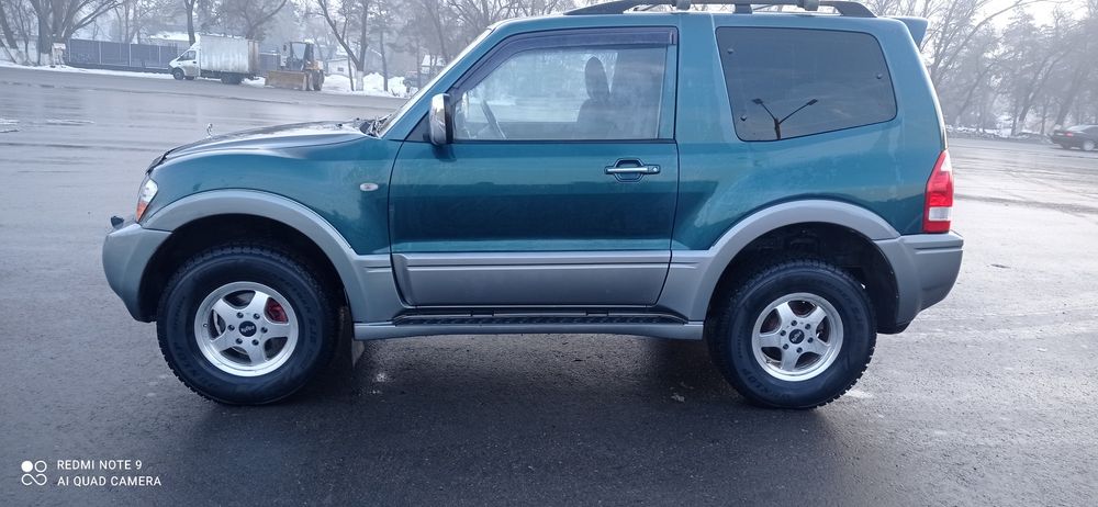 Продам машину метцубиси поджеро