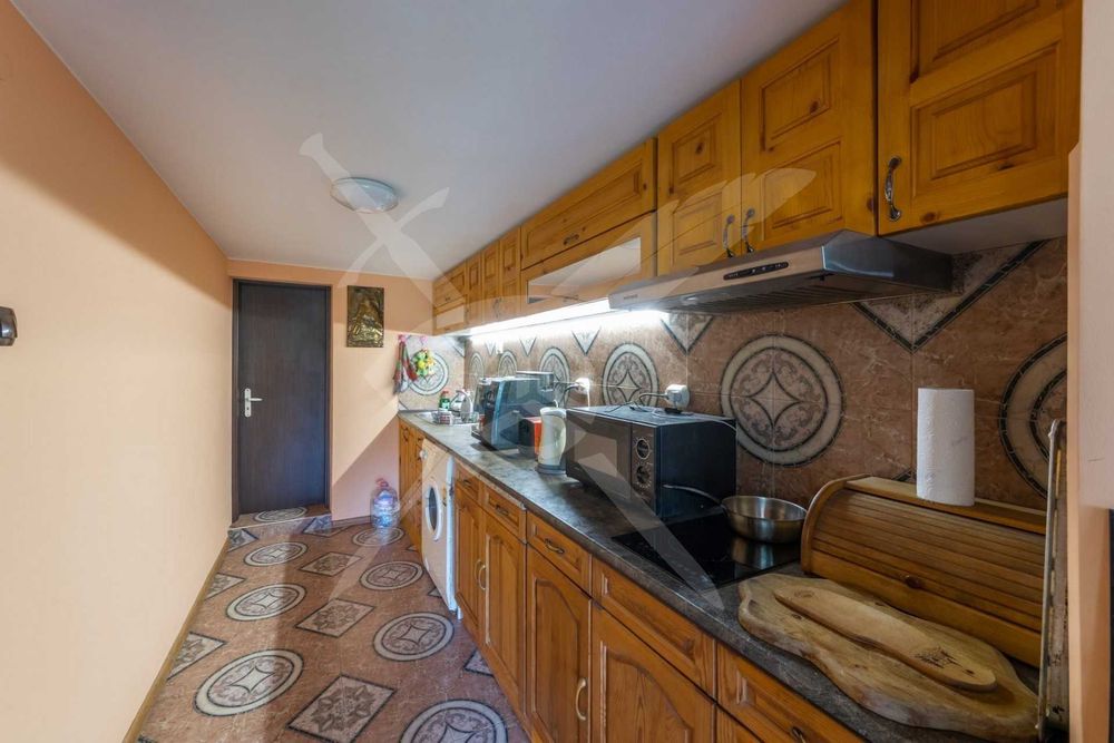 Продава се Къща в Варна, м-т Траката - 180 кв.м за 1328 €/кв.м - Снимка #11