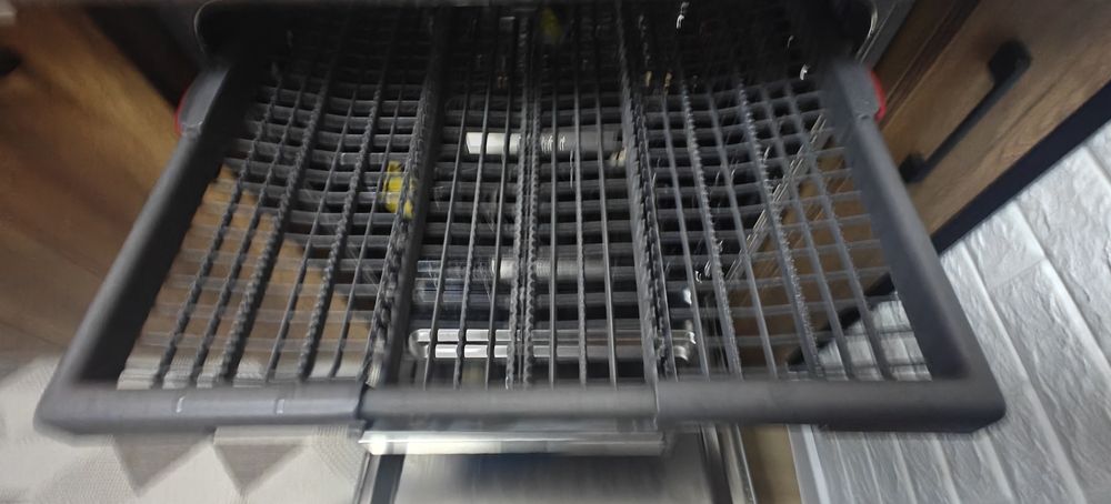 Mașina de spălat vase incorporabila Whirlpool