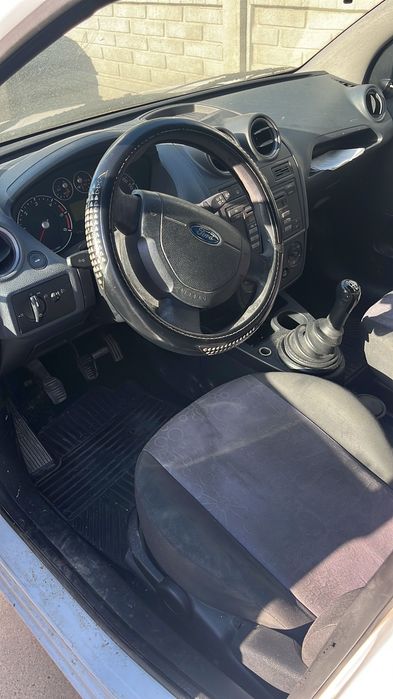 FORD Fiesta 0 — imagine 3