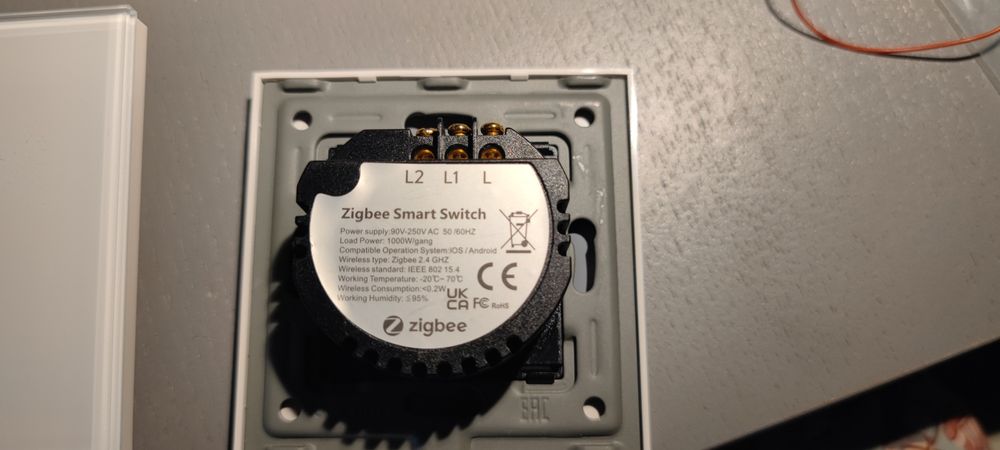 Întrerupător Bseed Smart Touch Zigbee și Întrerupătoare Livolo Touch