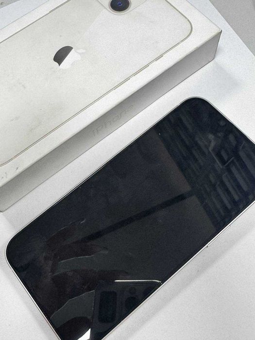 Марка iPhone: Apple iPhone 13 номер лота 105/5857
