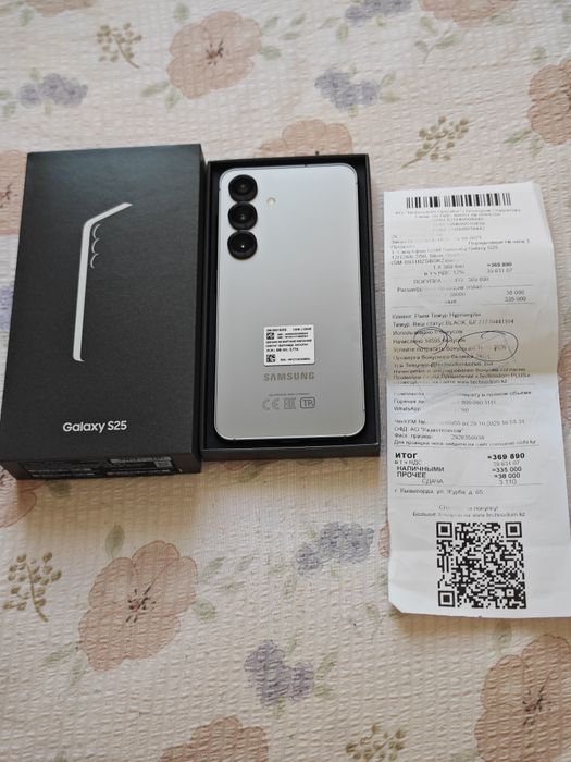 Samsung S25 128Gb идеальный