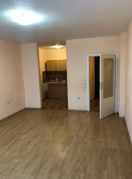 Дава се под наем Двустаен апартамент в София, Люлин - център - 60 кв.м за 395 € - Снимка #2