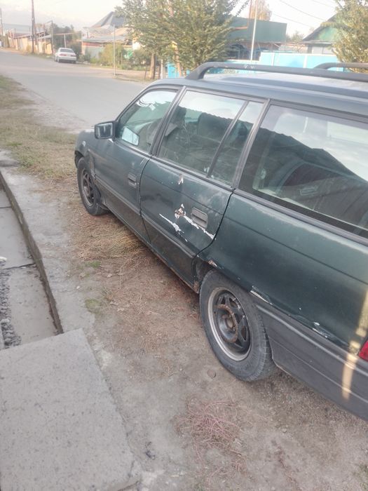 Опель  Астра  1994