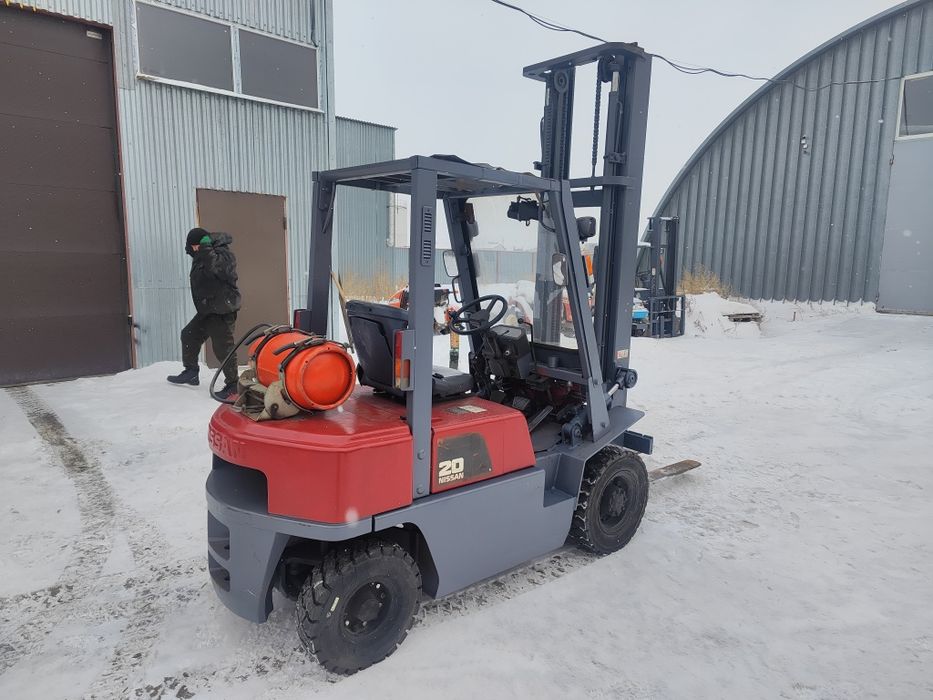 Продам вилочный погрузчик. Кара