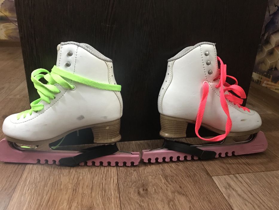 Продам коньки Jakson
