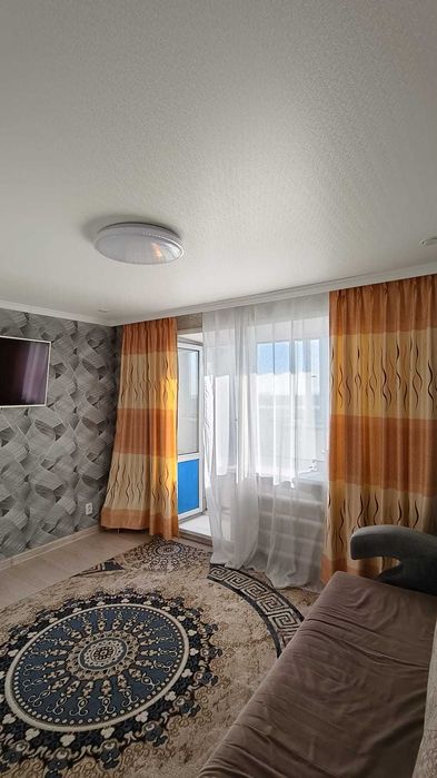 Продам 2-комн квартиру в районе ТРЦ  Таир