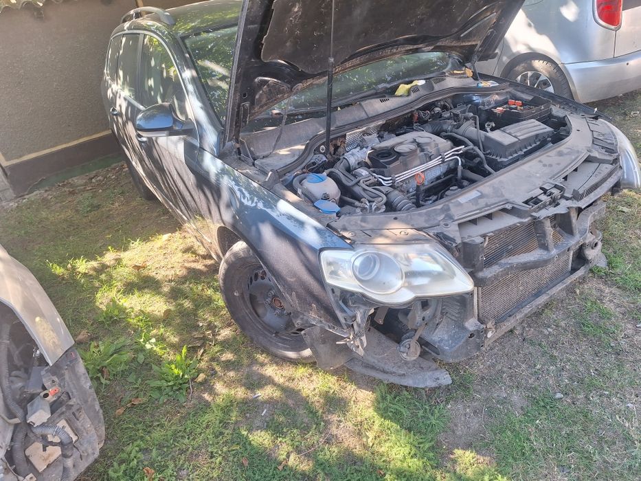 Dezmembrez vw passat b6