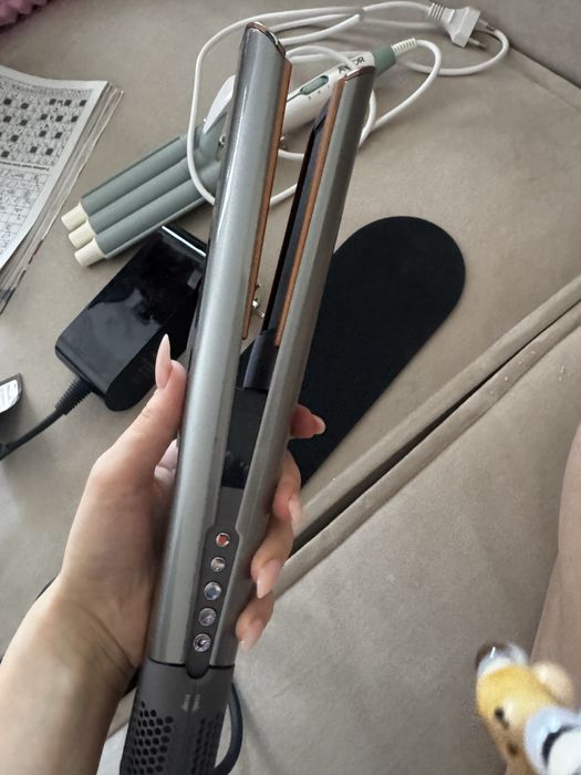 Dyson Airstrait HT01 утюжок