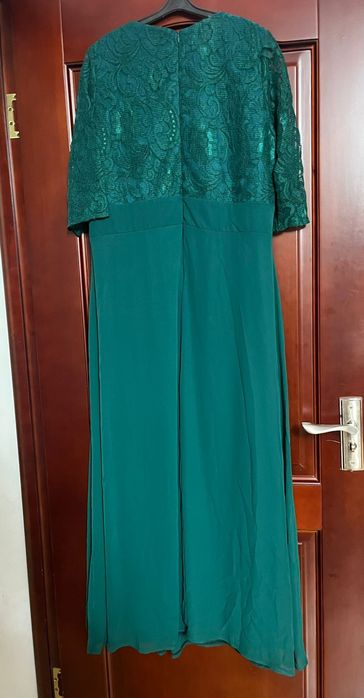 Вечерние платья для женщин