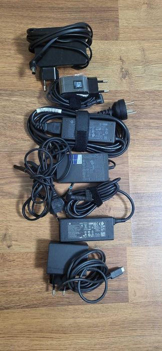 Încărcătoare laptop diverse modele
