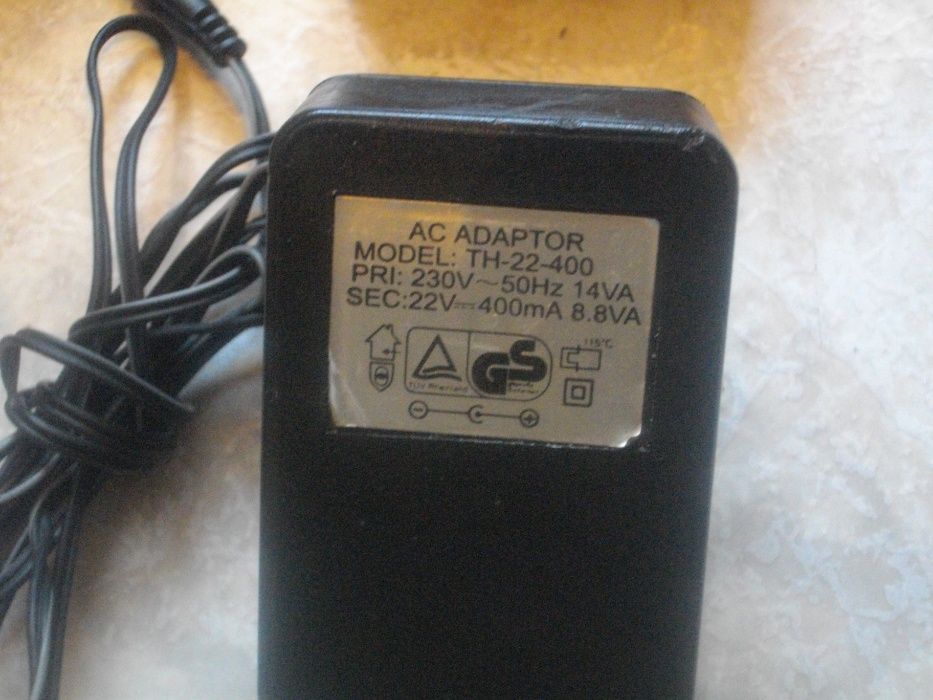 Нов немски акумулаторен 18 Волта РЪЧЕН ЦИРКУЛЯР с 2 Батерии T.I.Р.