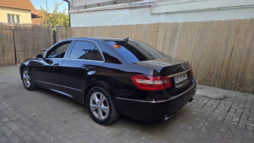 MERCEDES-BENZ E-Class 2010 — imagine 5