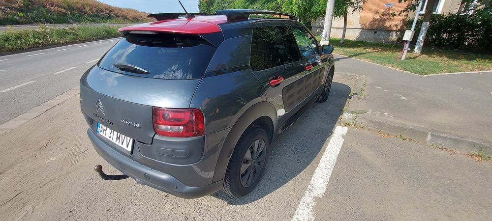 Vând Citroen C4 Cactus