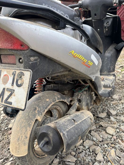 vand scutere:125,50cm3