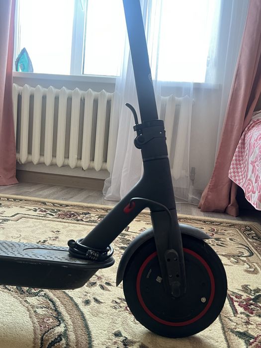 Электросамокат xiaomi m365 pro