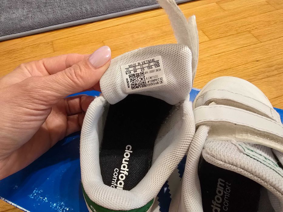 Adidas детски маратонки 23номер