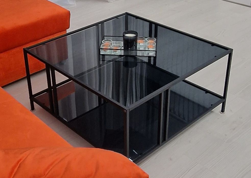 Masuta de cafea neagra