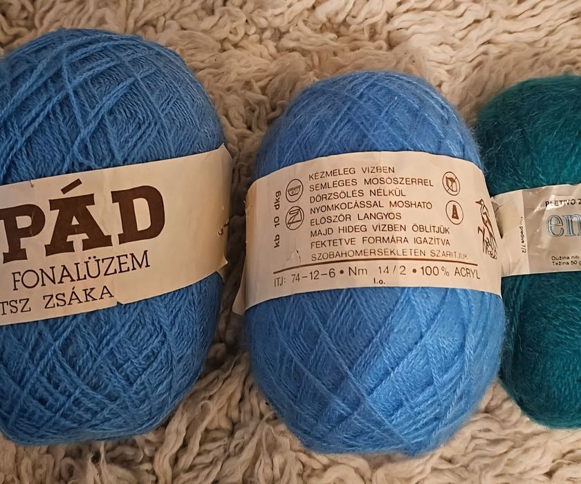 Сетове от прежда за плетене