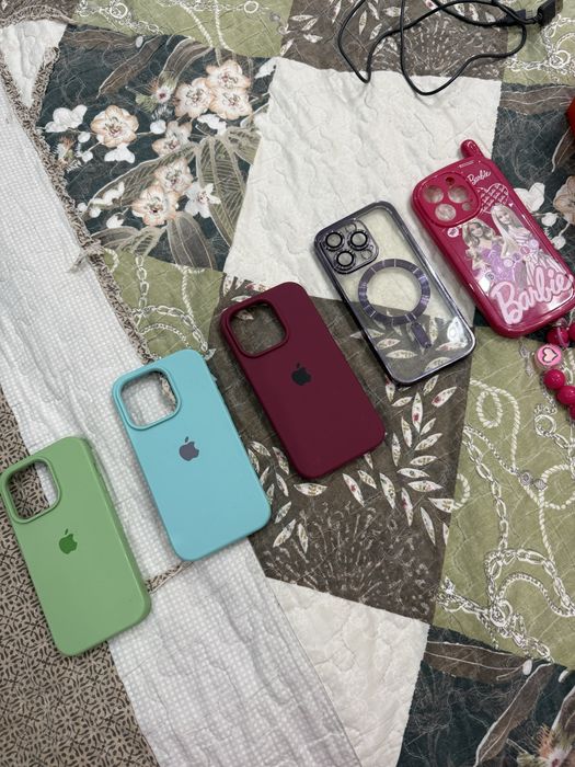 Чехлы на iPhone 14 pro