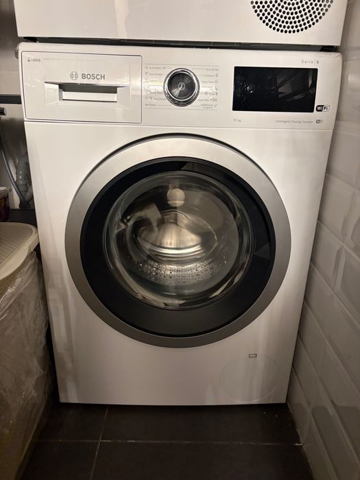 Vand Mașină de spălat Bosch Serie 6 – 10 kg – WiFi – dozare automată