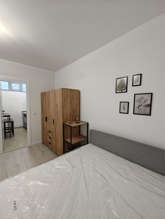 Persoana fizica vand garsoniera Detunata, etaj 7/10 cu lift