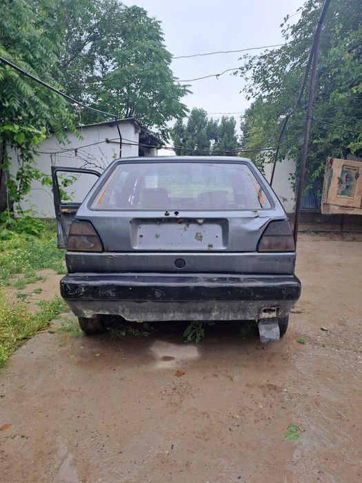 Golf 2  Тез арада сату керек бағасын келісеміз