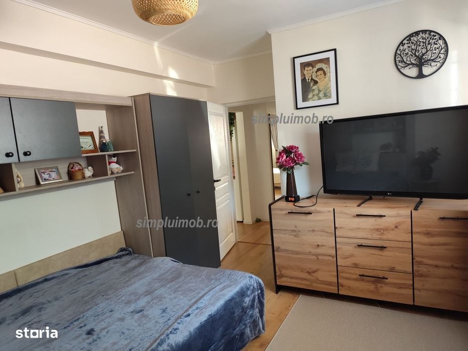 3 Camere Metrou 1 Decembrie