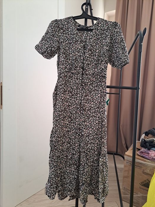 Продам женскую одежду 42-44р