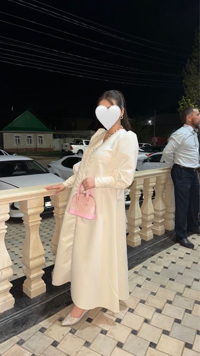Продам платье, всего один раз надевала
