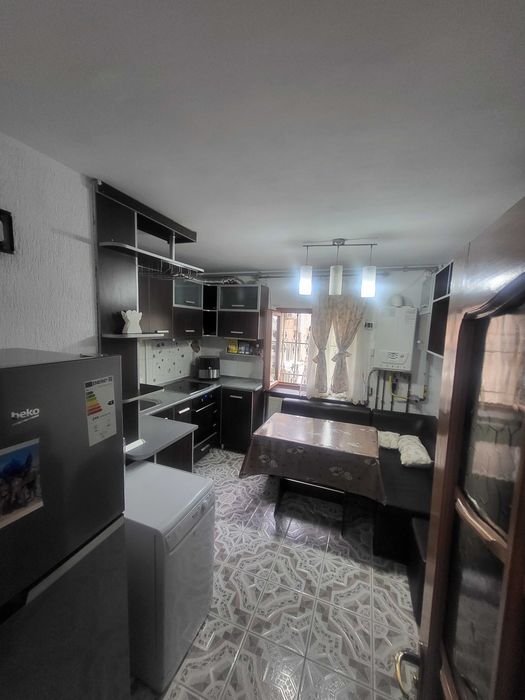 Apartament de închiriat