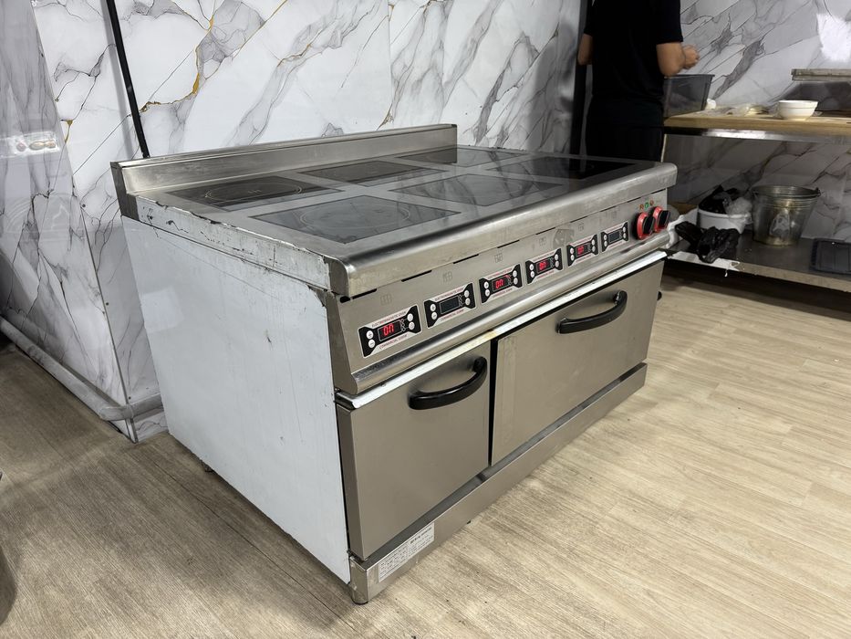 Продам индукционную плиту трехфазную 8-ми канфорную с печкой в 2 уровн