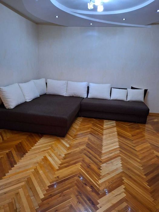 Дава се под наем Едностаен апартамент в София, Изток - 38 кв.м за 300 € - Снимка #3