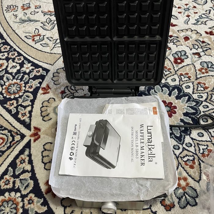 Вафельница электрическая