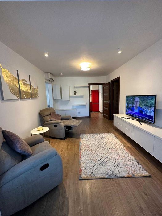 Apartament 3 camere spre închiriere/vânzare