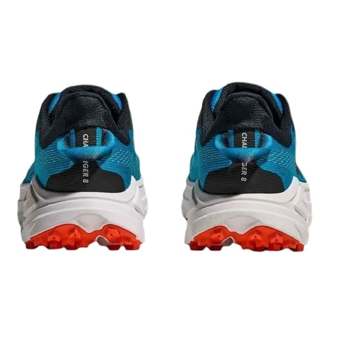 H O K A        Challenger 8