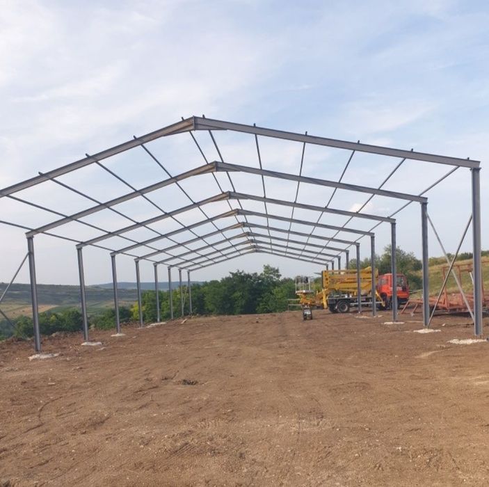 Hala metalica 11x20 din profile cu teava pe acoperis la pret corect