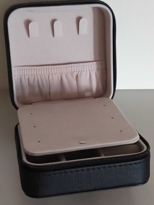 Мини кутия за Бижута 10*10,3*5,5 см НОВА