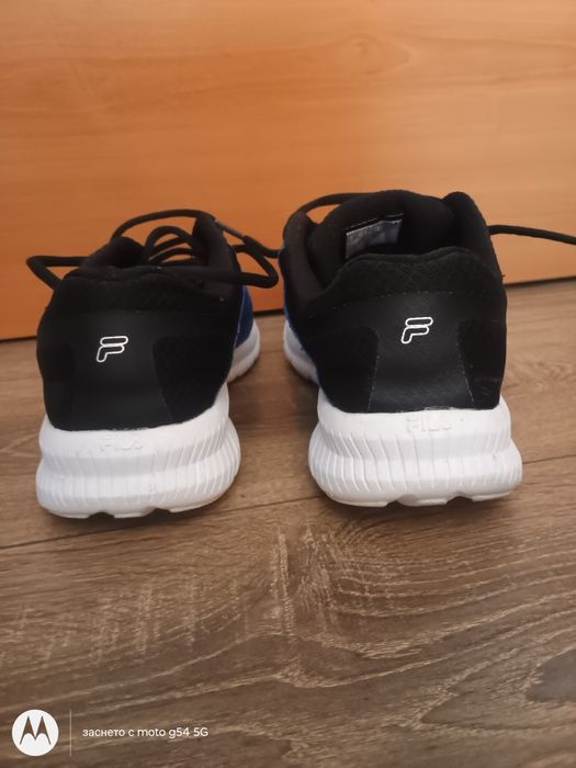 Маратонки Fila 41.5