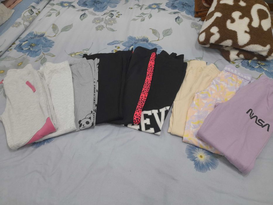 9 броя долнища 9-10-11 години